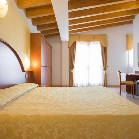 Piccolo Paradiso Hotel Toscolano Maderno